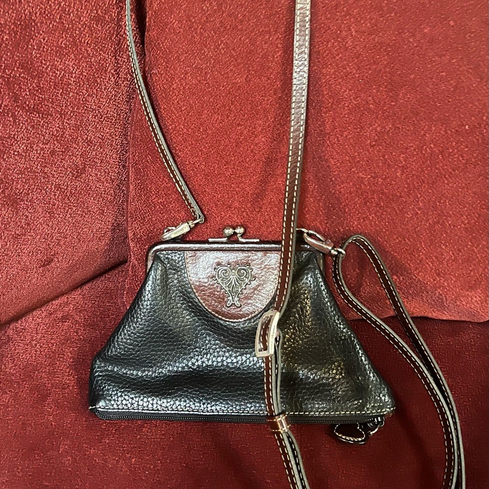EUC. Brighton black/brown convertible wallet.